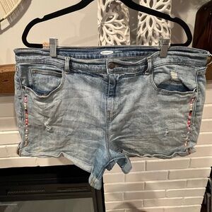 Old Navy Jean Short!
